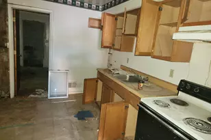 1019 N Mount St, Baltimore, MD 21217 - Photo 4