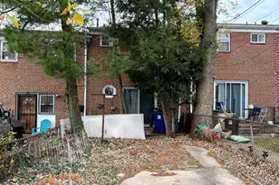 4766 Melbourne Rd, Baltimore, MD 21229 - Photo 2