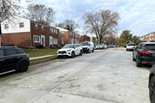 4766 Melbourne Rd, Baltimore, MD 21229 - Photo 14