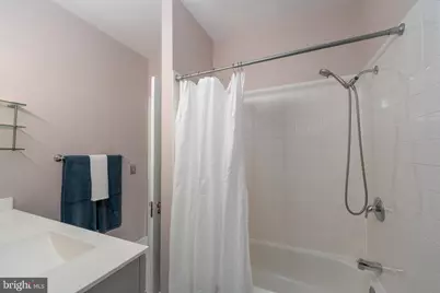 102 W 39th Street #2B, Baltimore, MD 21210 - Photo 26