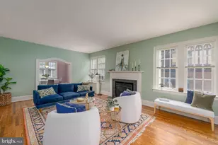 102 W 39th St, Baltimore, MD 21210 - Photo 4