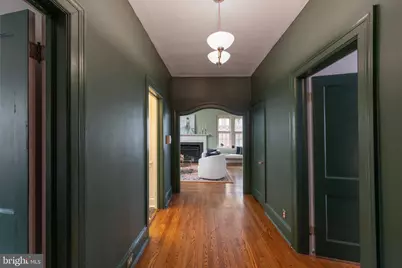 102 W 39th Street #2B, Baltimore, MD 21210 - Photo 2