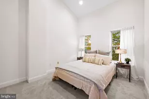 318 W 28th St, Baltimore, MD 21211 - Photo 22