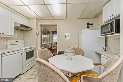 6210 Park Heights Avenue #400, Baltimore, MD 21215 - Photo 10