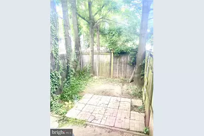 2641 Howard Street N, Baltimore, MD 21218 - Photo 8