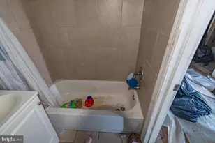 1403 N Decker Ave, Baltimore, MD 21213 - Photo 24