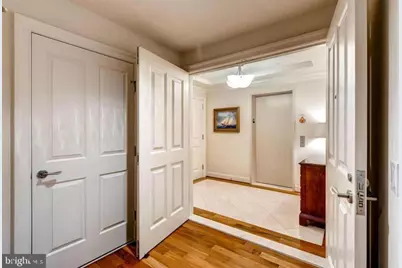 801 Key Highway #122, Baltimore, MD 21230 - Photo 2