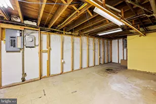 5615 Greenspring Ave, Baltimore, MD 21209 - Photo 32