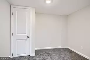 1029 N Bentalou St, Baltimore, MD 21216 - Photo 38