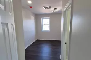 2015 E Fairmount Ave, Baltimore, MD 21231 - Photo 24