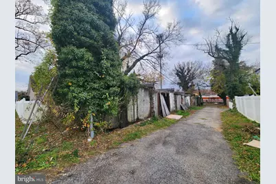 Garages Behind 3604 Howard Park Ave, Baltimore, MD 21207 - Photo 2