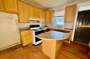 321 S Newkirk St, Baltimore, MD 21224 - Photo 4