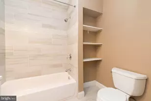 18 W Franklin St, Baltimore, MD 21201 - Photo 40