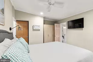 922 S Kenwood Ave, Baltimore, MD 21224 - Photo 16