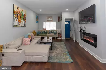 246 S East Avenue, Baltimore, MD 21224 - Photo 2