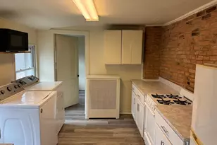 230 W Lafayette Ave, Baltimore, MD 21217 - Photo 16