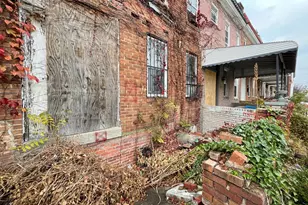 2412 W Franklin St, Baltimore, MD 21223 - Photo 2