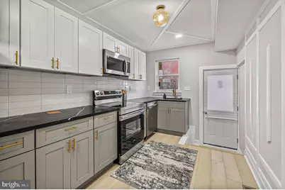 539 E 23rd Street, Baltimore, MD 21218 - Photo 8