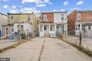 628 Savage Street S, Baltimore, MD 21224 - Photo 32