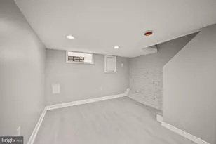 217 N Port St, Baltimore, MD 21224 - Photo 24