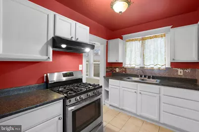 5921 Burgess Avenue, Baltimore, MD 21214 - Photo 10