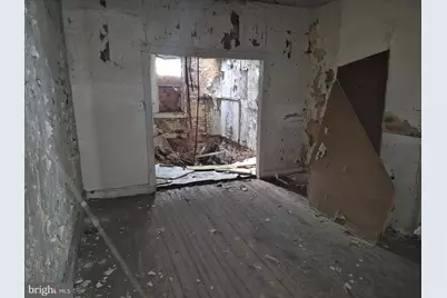 2021 Harlem Avenue, Baltimore, MD 21217 - Photo 2