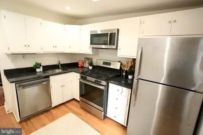 29 E Henrietta Street, Baltimore, MD 21230 - Photo 8