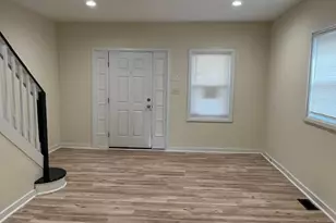 537 Wildwood Pkwy, Baltimore, MD 21229 - Photo 4