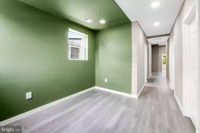 815 E 33rd Street, Baltimore, MD 21218 - Photo 36