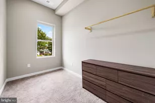 815 E 33rd St, Baltimore, MD 21218 - Photo 24