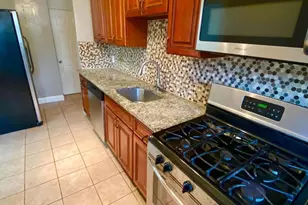 1604 Pentwood Rd, Baltimore, MD 21239 - Photo 6