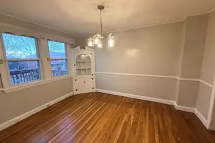 829 N Chapel Gate Ln, Baltimore, MD 21229 - Photo 2