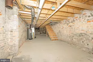 1317 Ensor St, Baltimore, MD 21202 - Photo 20