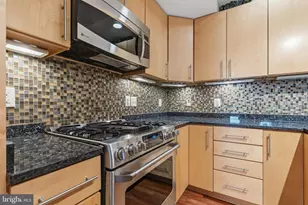 21 N Decker Ave, Baltimore, MD 21224 - Photo 14