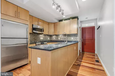 21 N Decker Avenue, Baltimore, MD 21224 - Photo 12