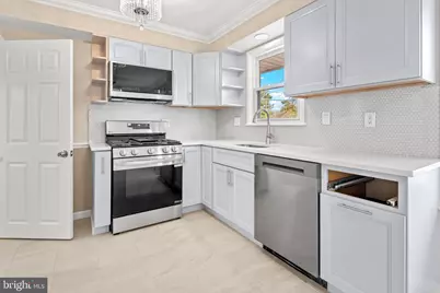 5900 Winthrope Avenue, Baltimore, MD 21206 - Photo 6