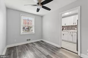 4352 Eldone Rd, Baltimore, MD 21229 - Photo 8