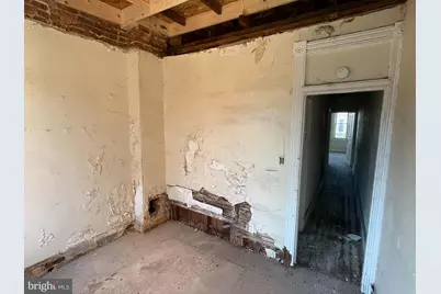 1927 Penrose Avenue, Baltimore, MD 21223 - Photo 14