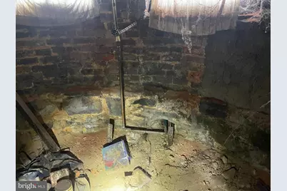 1927 Penrose Avenue, Baltimore, MD 21223 - Photo 22