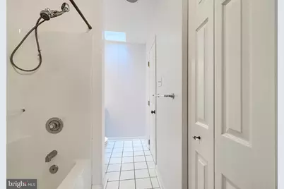 717 S Glover Street S, Baltimore, MD 21224 - Photo 32