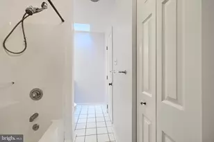 717 S Glover Street S, Baltimore, MD 21224 - Photo 32