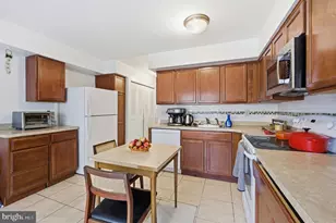 1809 E Fairmount Ave, Baltimore, MD 21231 - Photo 16