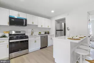 638 Charraway Rd, Baltimore, MD 21229 - Photo 12