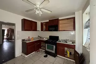 2535 Hollins St, Baltimore, MD 21223 - Photo 6