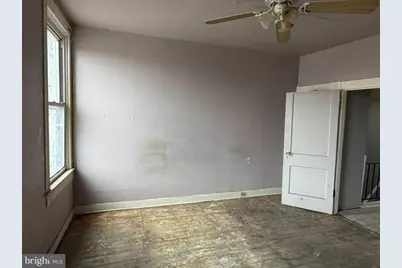 1827 N Milton Avenue, Baltimore, MD 21213 - Photo 18