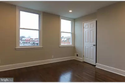 107 Larue Square S, Baltimore, MD 21225 - Photo 12