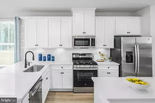 2925 Maisel St, Baltimore, MD 21230 - Photo 2