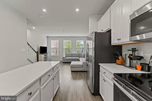 224 S Newkirk St, Baltimore, MD 21224 - Photo 6