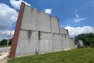 811 N Mount St, Baltimore, MD 21217 - Photo 8