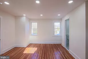 342 E University Pkwy, Baltimore, MD 21218 - Photo 24